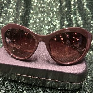 Plastic Versace sunglasses taupe brown color